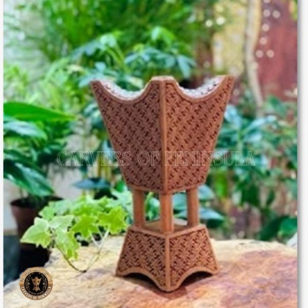 Netted Geometric Pattern