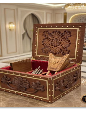 3D Carved Wooden Floral Pattern Box