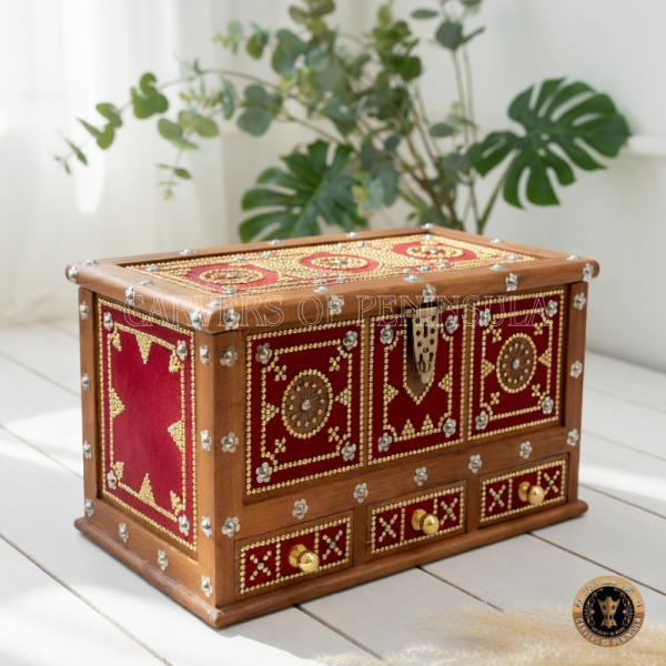 Leather Wrapping Wooden Box