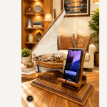 Jalbut Dhow Phone Stand – A Timeless Blend of Heritage and Functionality