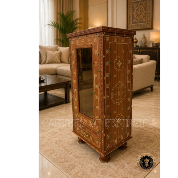 Traditional Mahogany Wooden Cabinet – Light Finish Compact Design